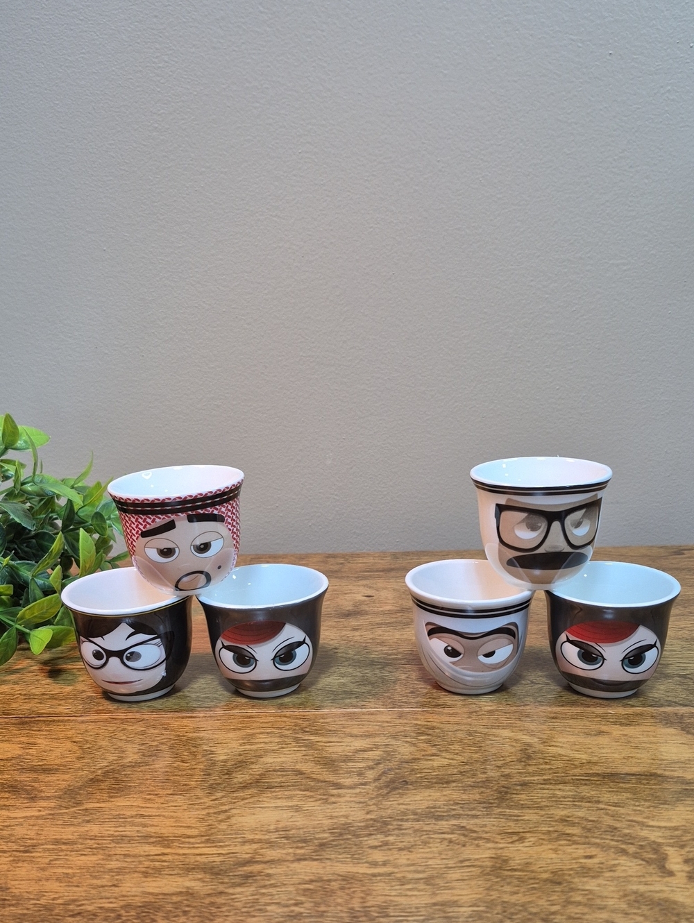 NESCAFE Set of 6 Arabiana Arabic Coffee Espresso Animated Faces Handleless Cups